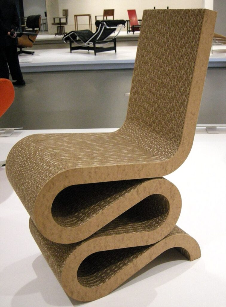 Meble Z Kartonu Frank O Gehry Wiggle Chair